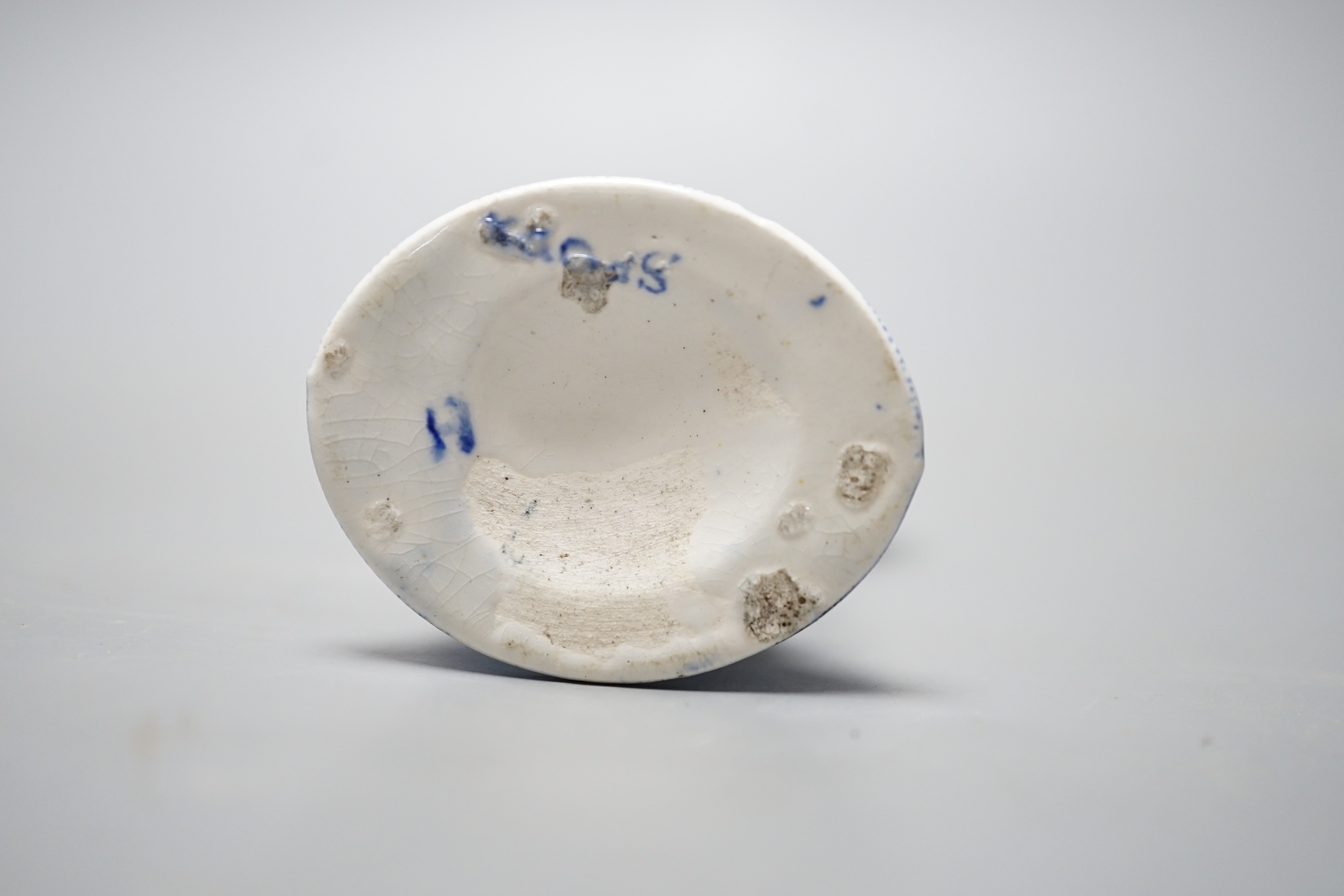 A Spode blue and white transfer printed pottery eye bath, early 19th century 6.9cm high